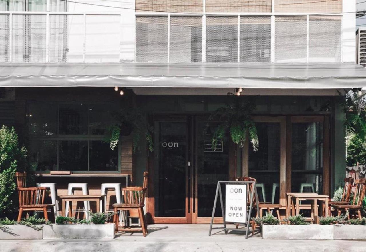 Oon Poshtel X Cafe Vandrerhjem Chiang Mai Eksteriør bilde