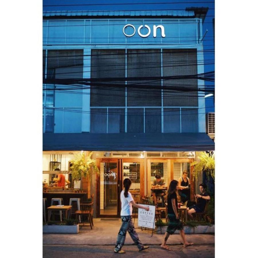 Oon Poshtel X Cafe Vandrerhjem Chiang Mai Eksteriør bilde