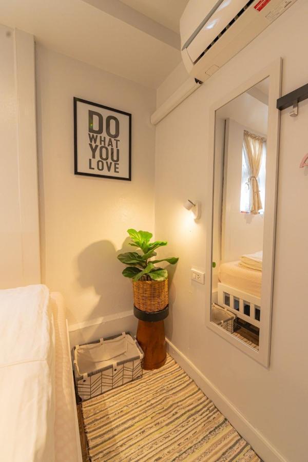Oon Poshtel X Cafe Vandrerhjem Chiang Mai Eksteriør bilde